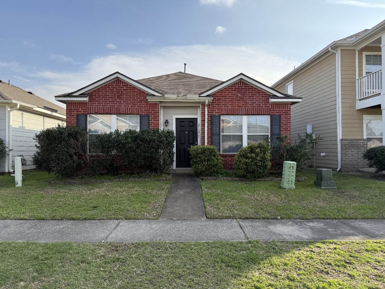 21875 Mossy Field Lane - Photo 1