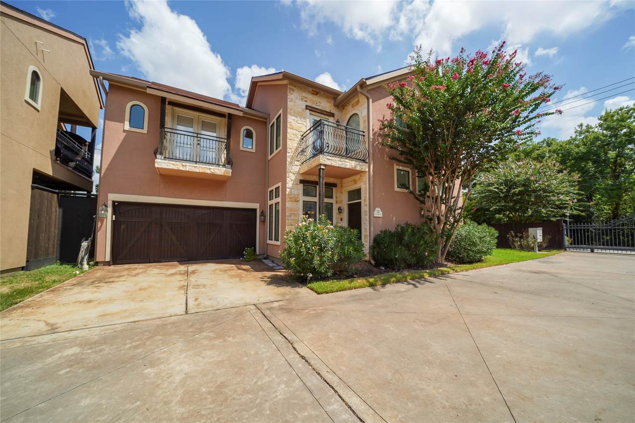 11020 Little John Way - Photo 1