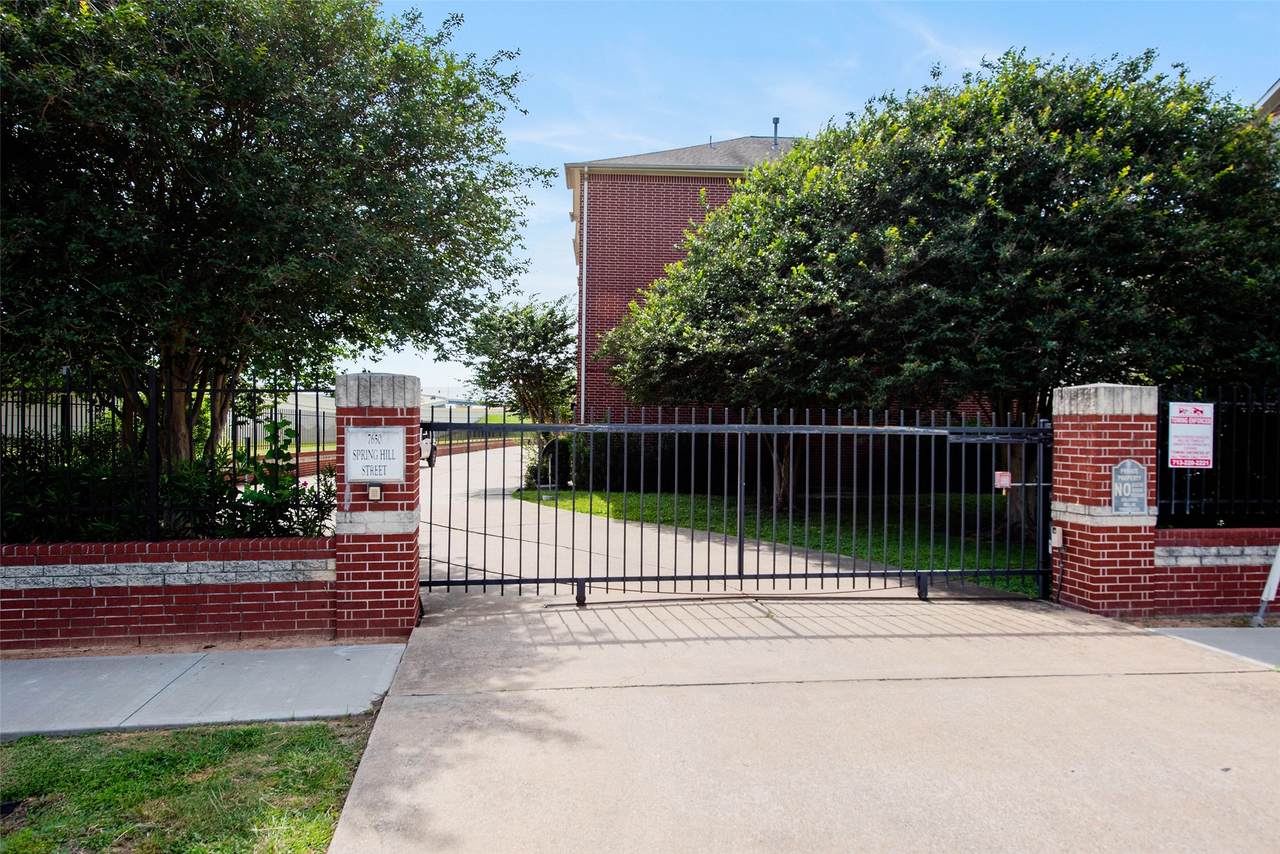 7650 Springhill Street - Photo 1