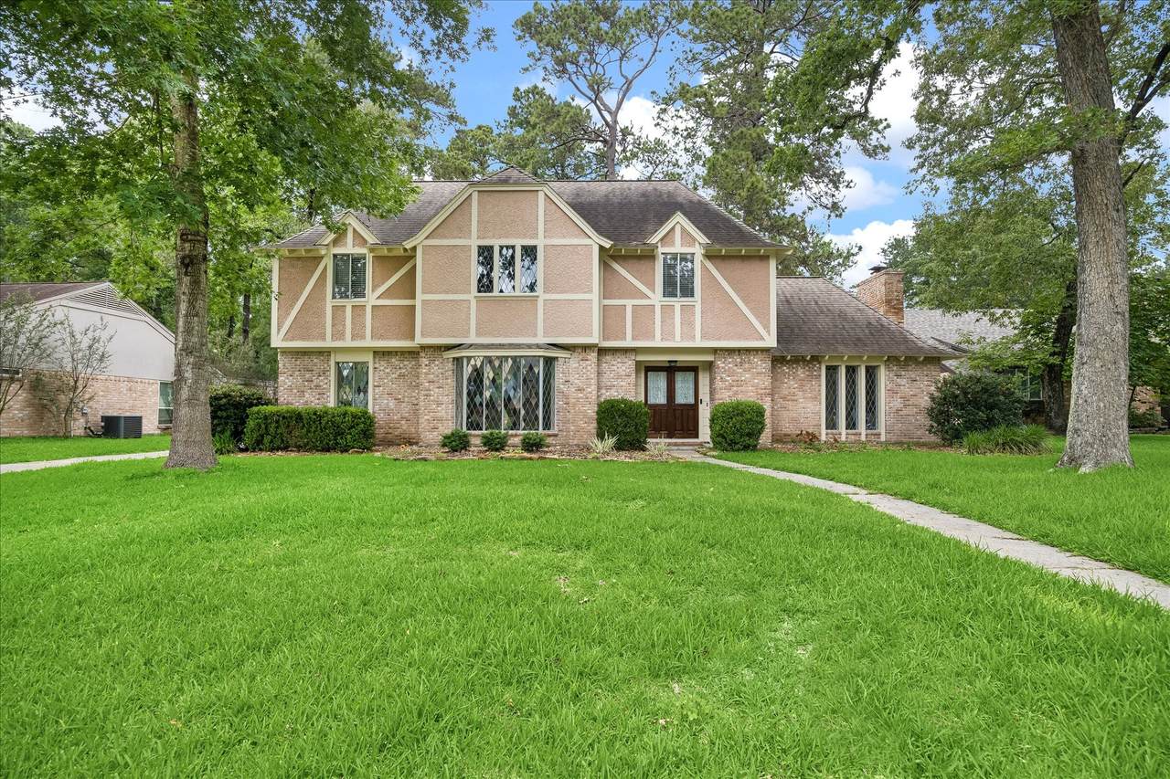 3319 Redwood Lodge Drive - Photo 1
