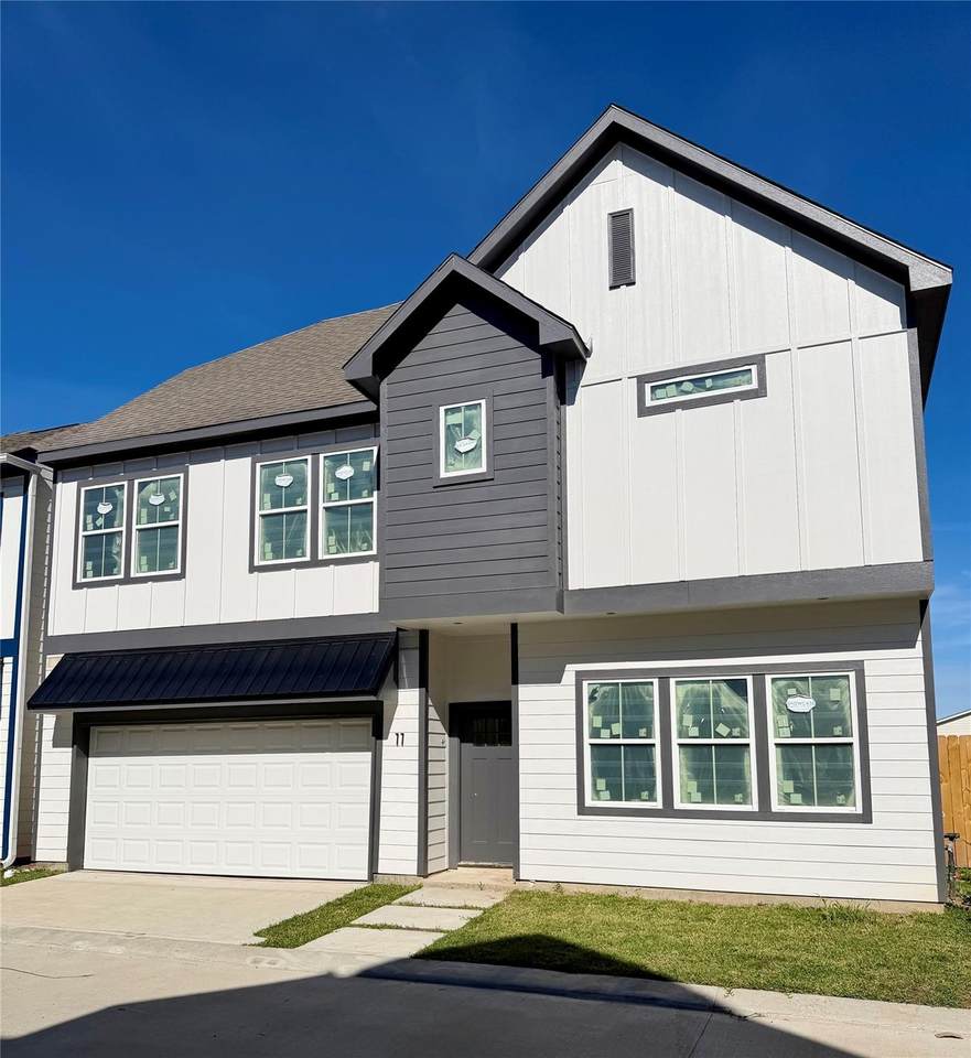 6702 Metro Boulevard - Photo 1