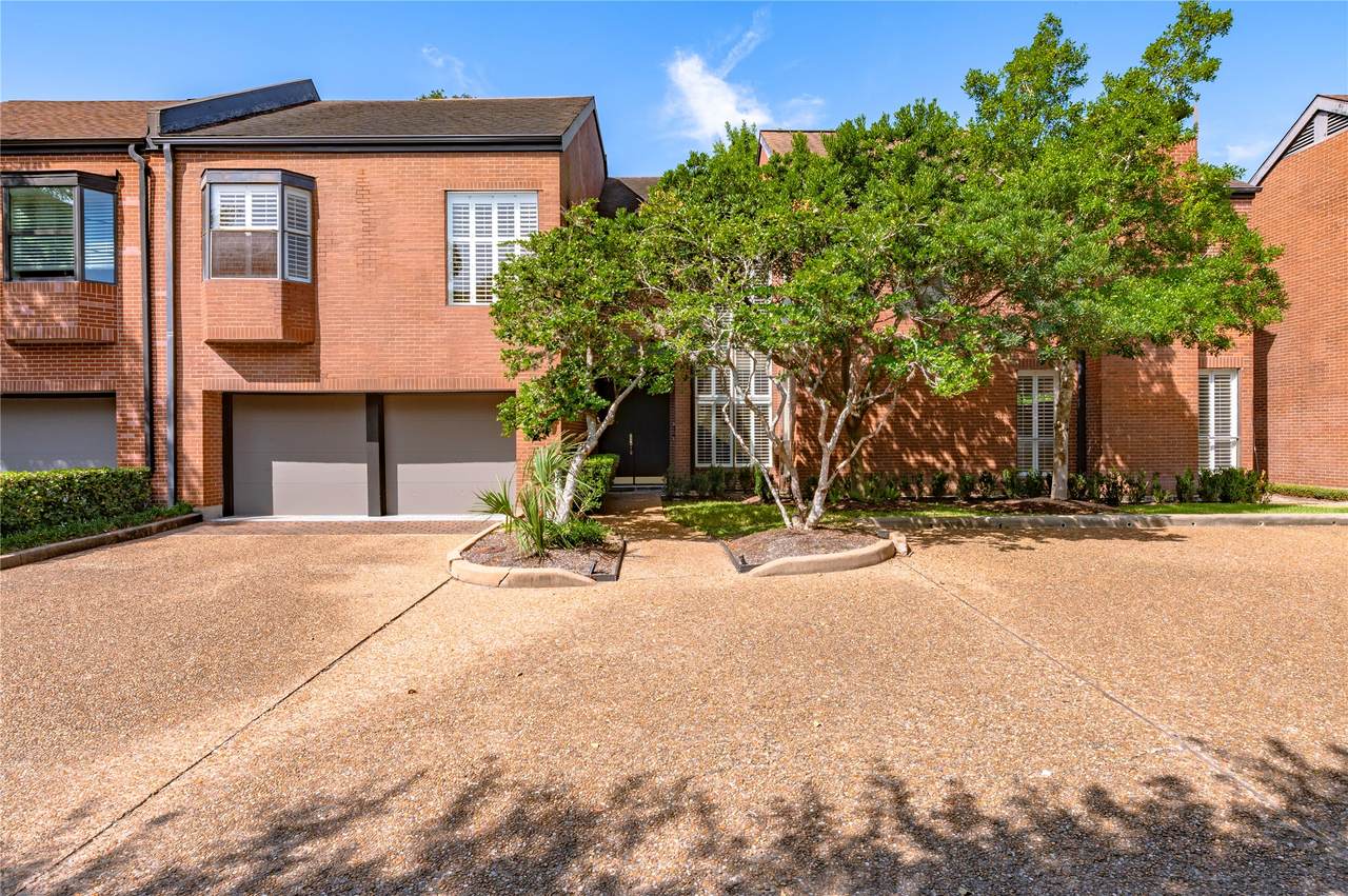 5300 Mercer Street - Photo 1