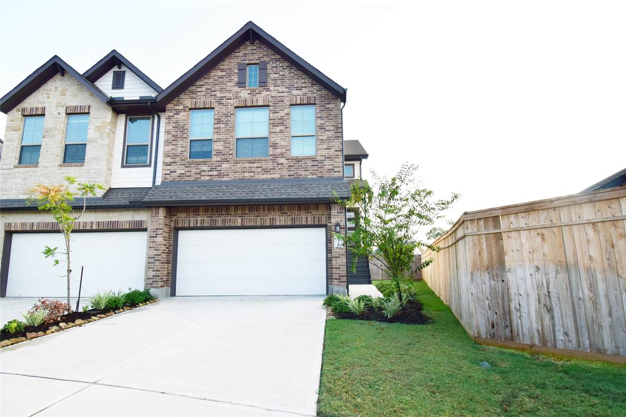 9442 Starlight Oak Drive - Photo 1