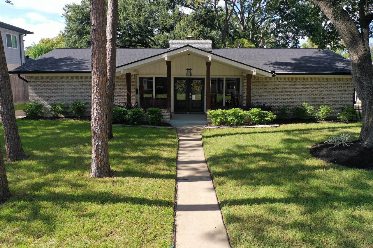10610 Chevy Chase Drive - Photo 1