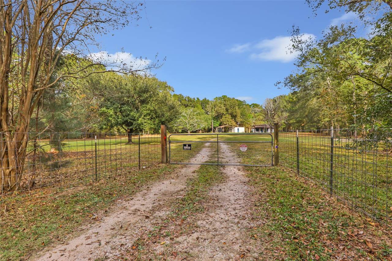 22595 Pineridge Drive - Photo 1