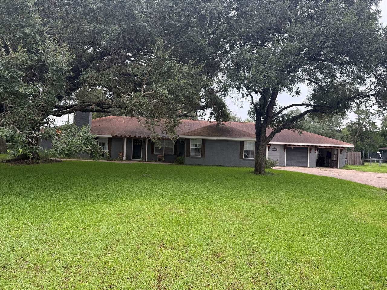 707 Mccarty Avenue - Photo 1