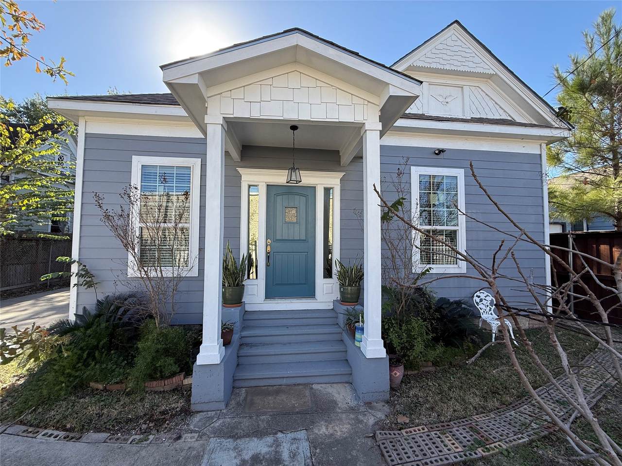 1717 Weber Street - Photo 1