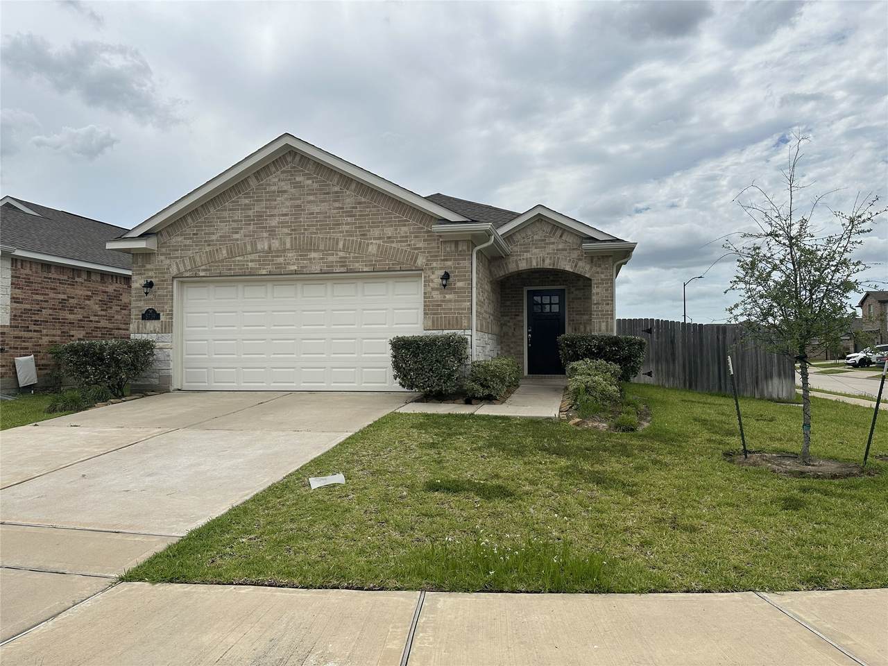 5739 Tabula Rasa Drive - Photo 1