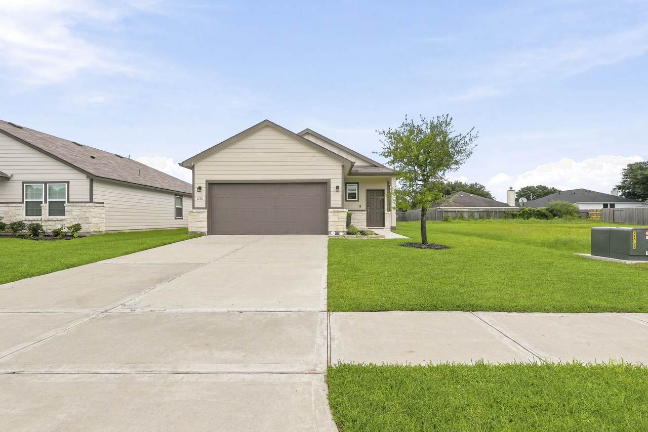 1230 Point Lookout Drive - Photo 1