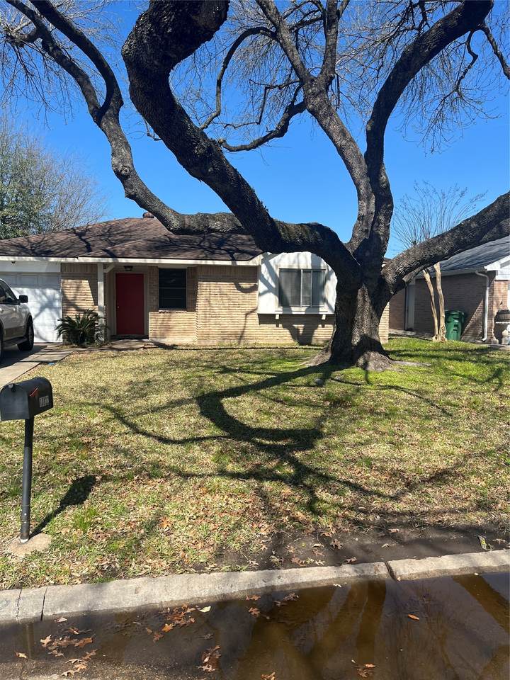 10822 Langdon Lane - Photo 1
