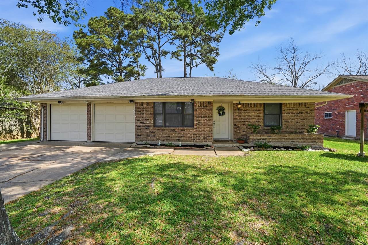 308 Moody Avenue - Photo 1