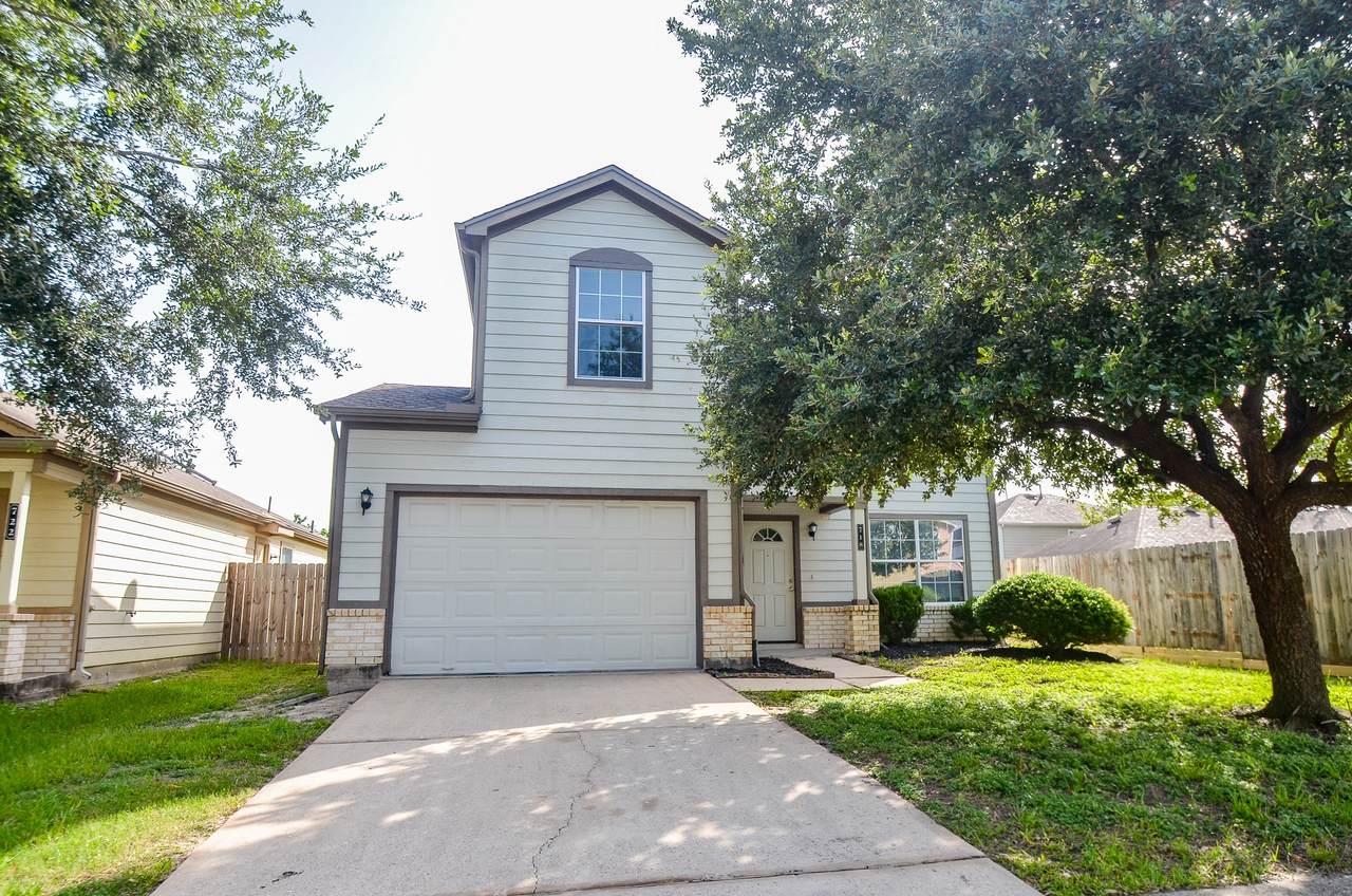 718 Pine Lodge Drive - Photo 1
