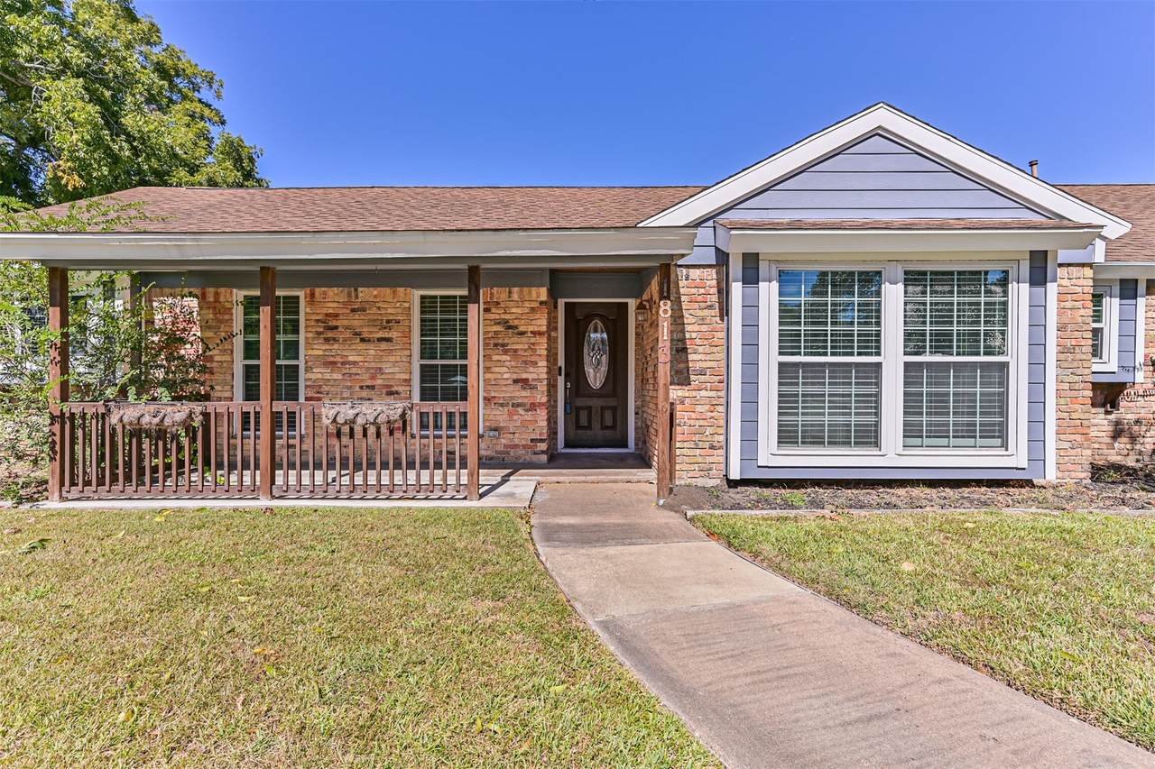 1813 Meadowview Drive - Photo 1