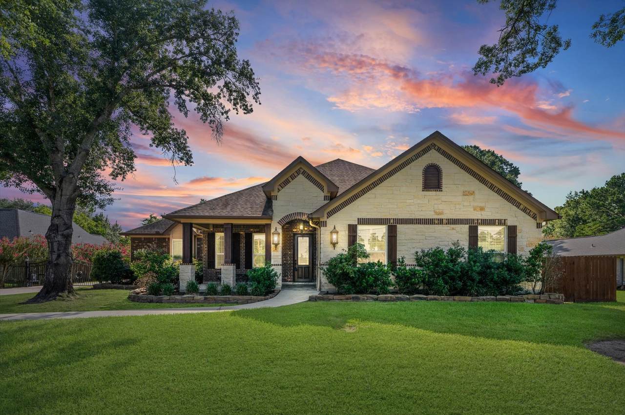 727 Baker Drive - Photo 1