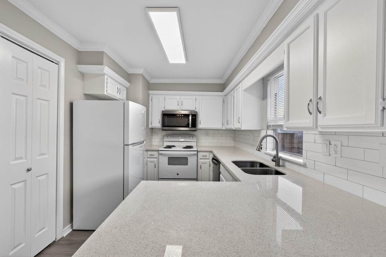 1221 Cedar Post Lane - Photo 1