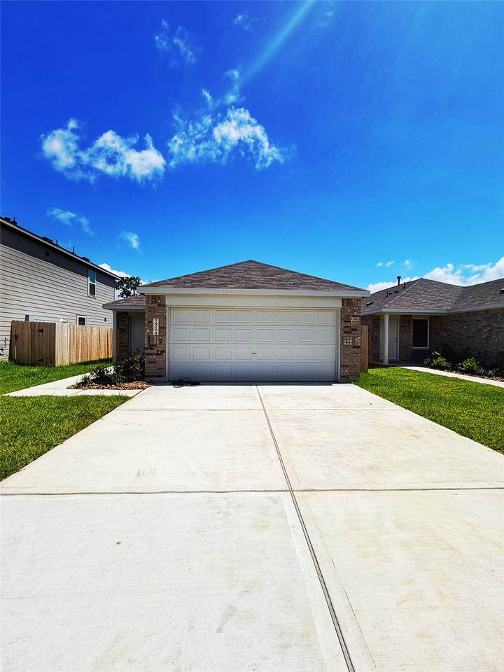 14704 Ascot Bend Circle - Photo 1