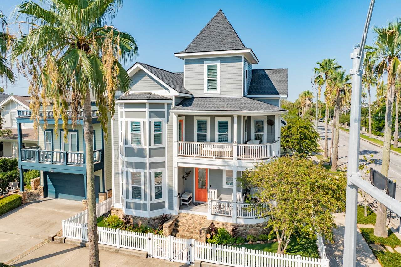 1701 Rosenberg Street - Photo 1