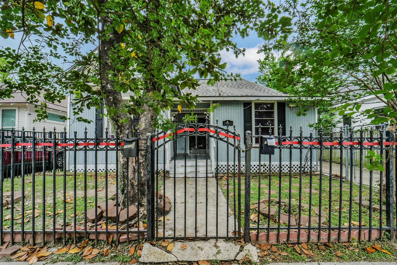 1916 Chapman Street - Photo 1