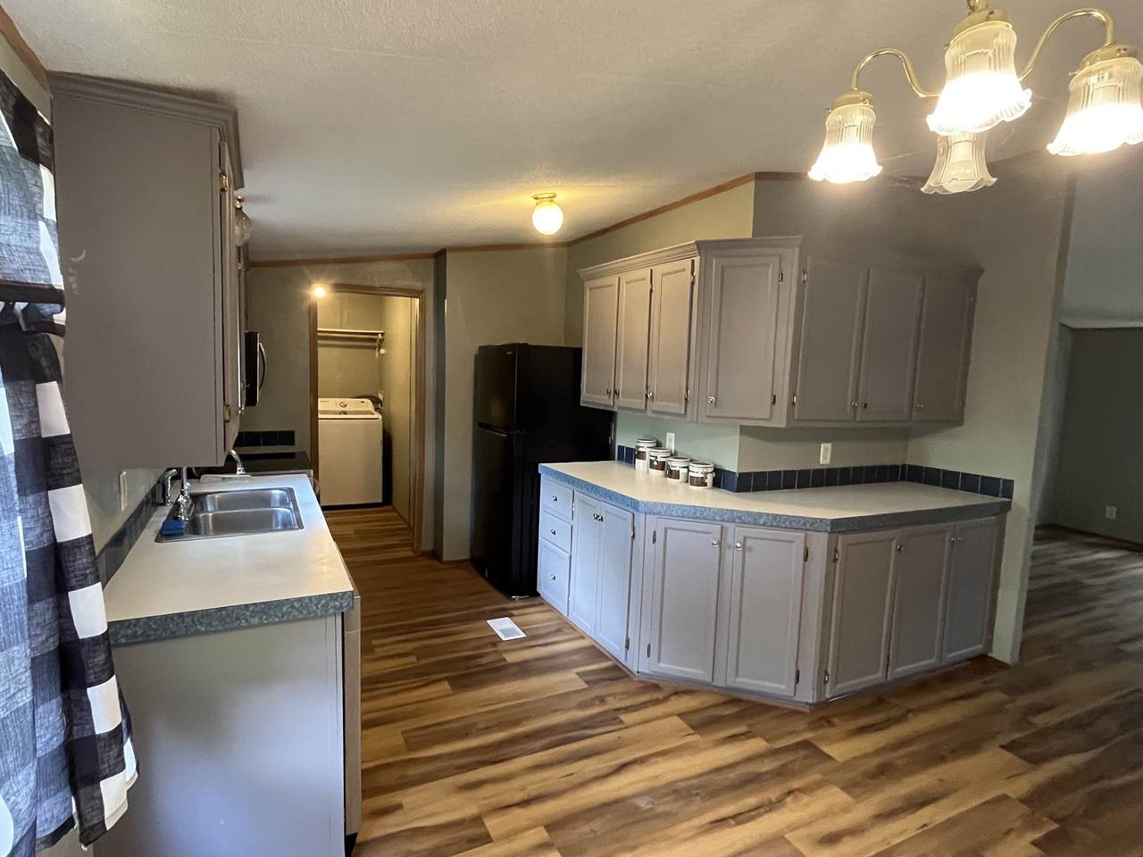 16501 Brittany Way - Photo 1