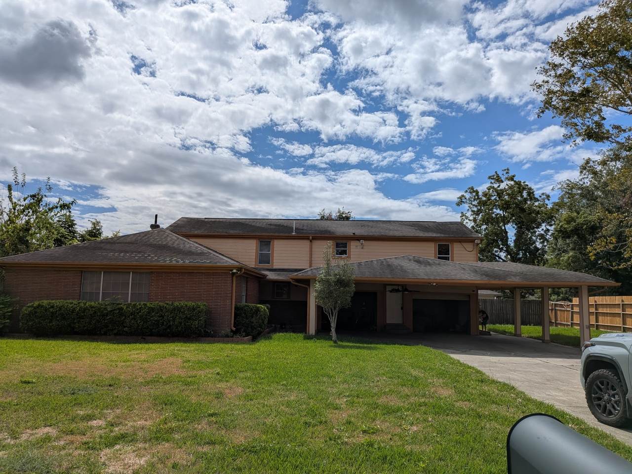 807 Ruth Street - Photo 1