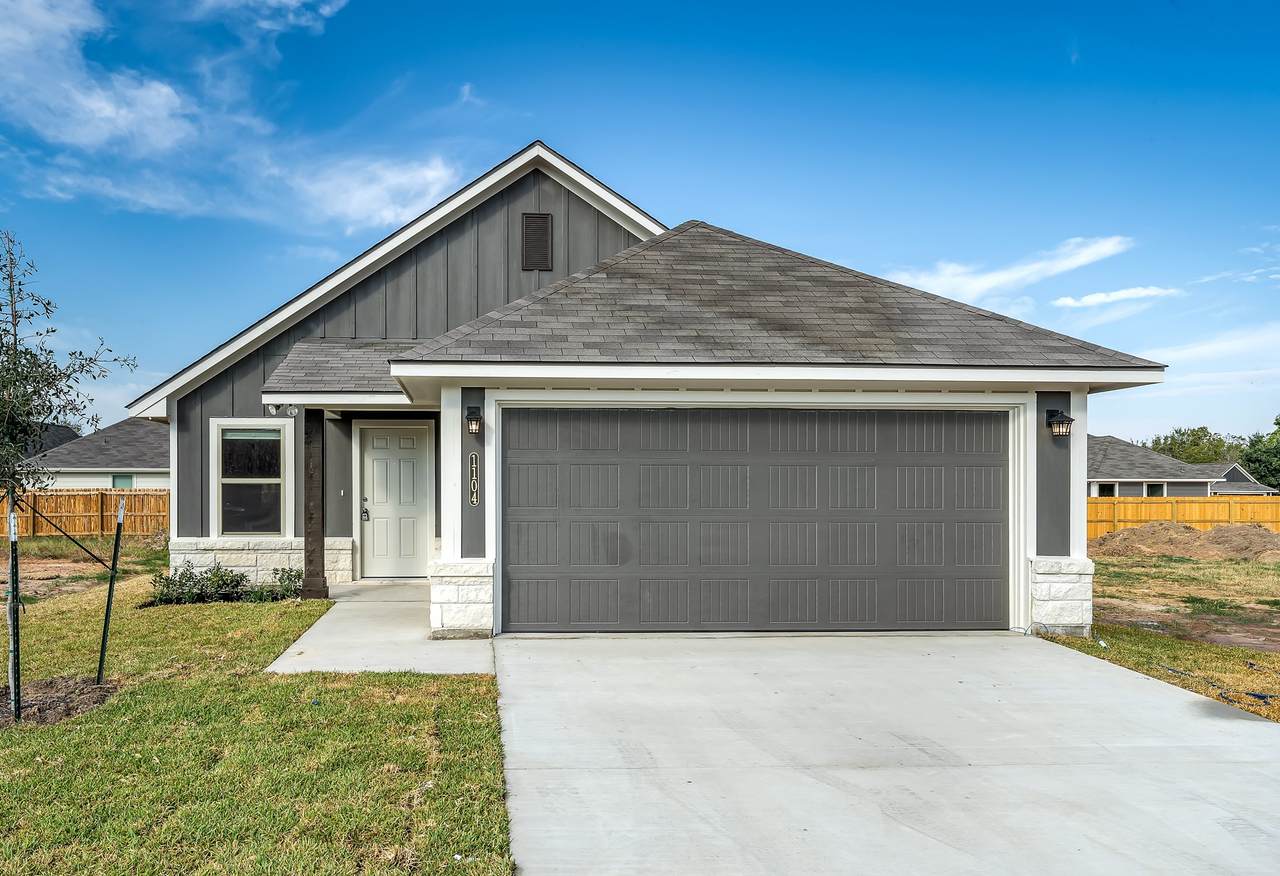 1216 High Street - Photo 1