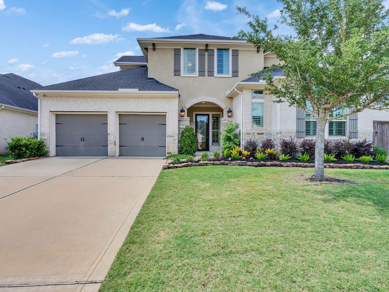 3403 Dover Valley Drive - Photo 1