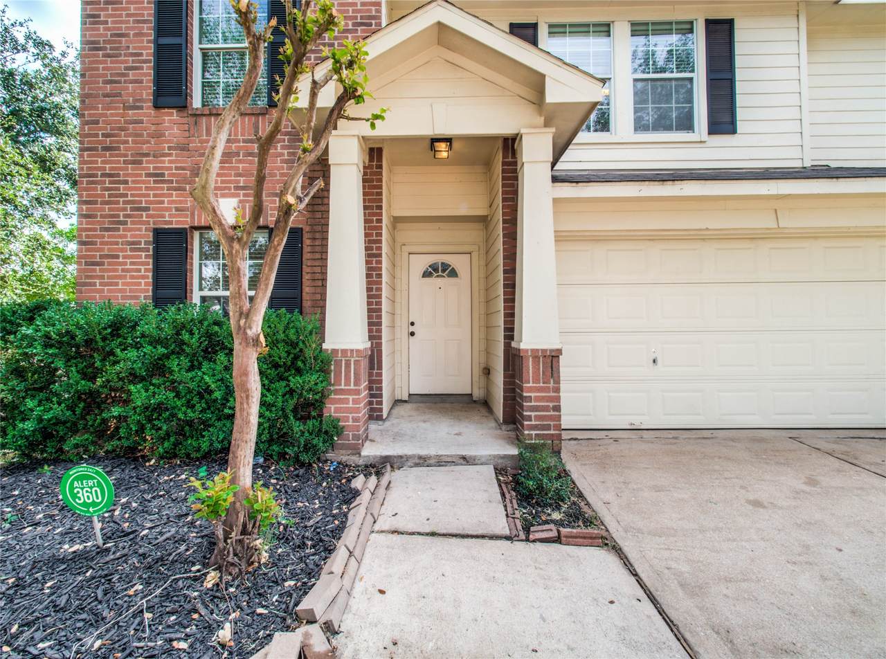 7831 Crescent Village Lane - Photo 1