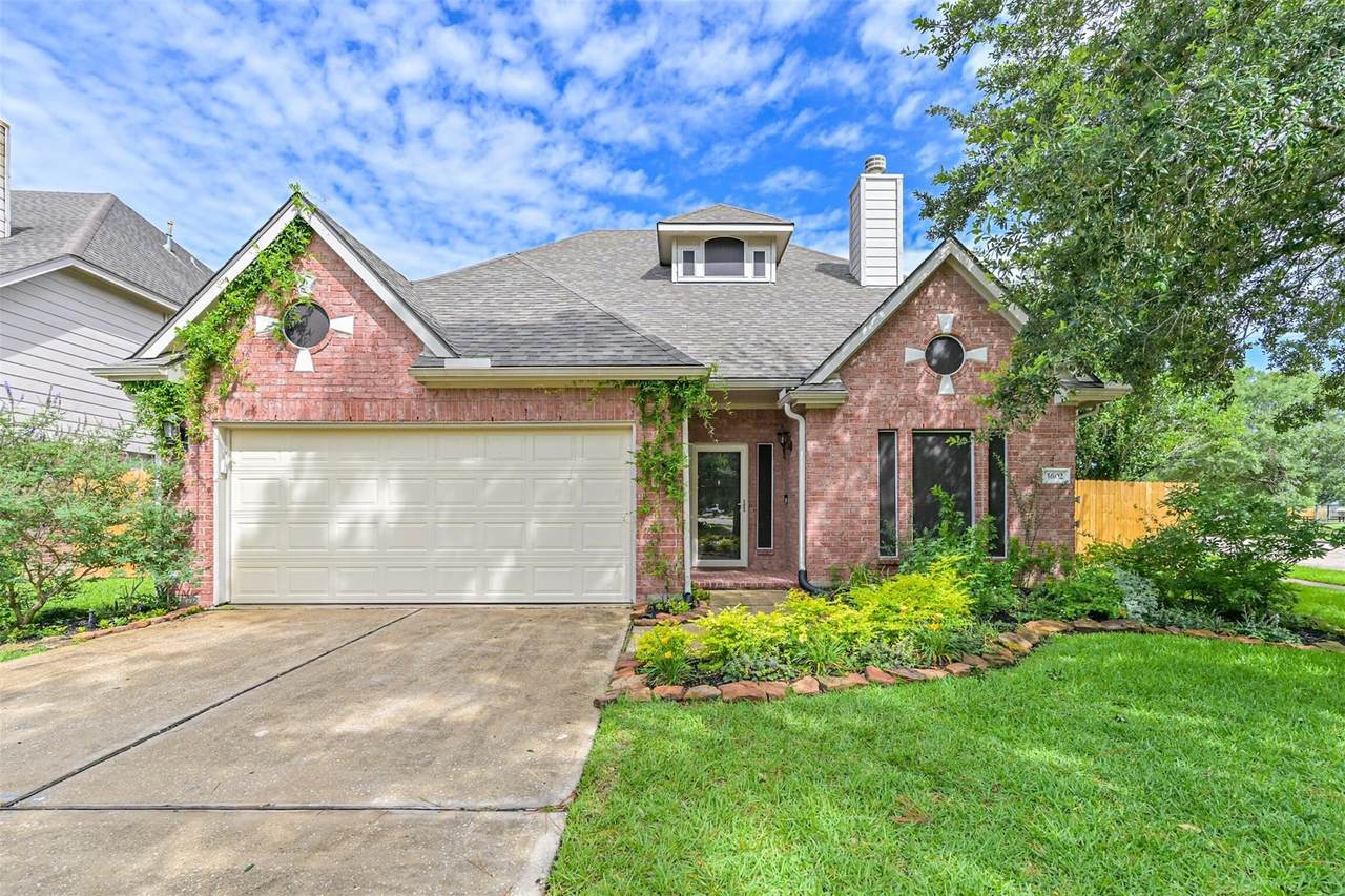3602 Pine Stream Drive - Photo 1