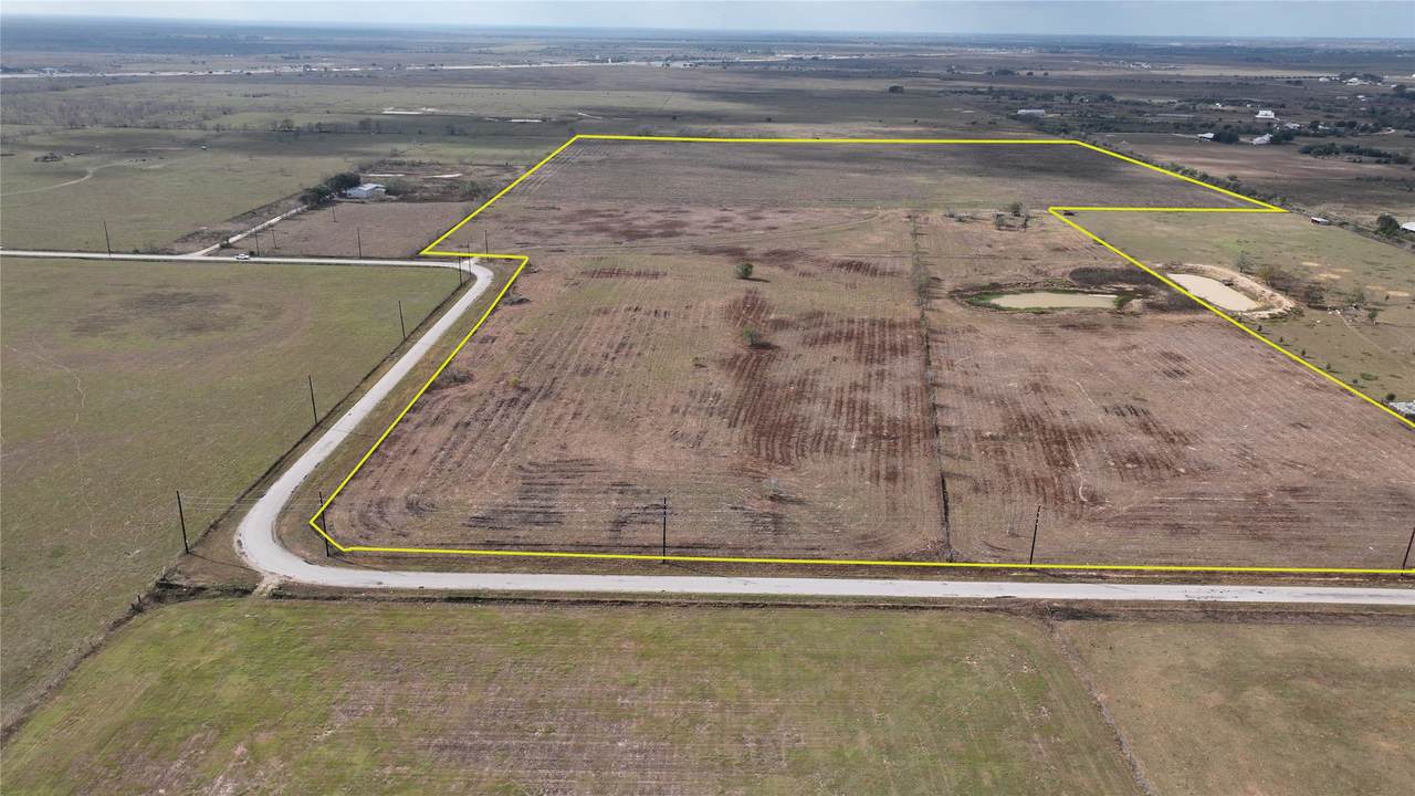 1887 Pyka Road - Photo 1