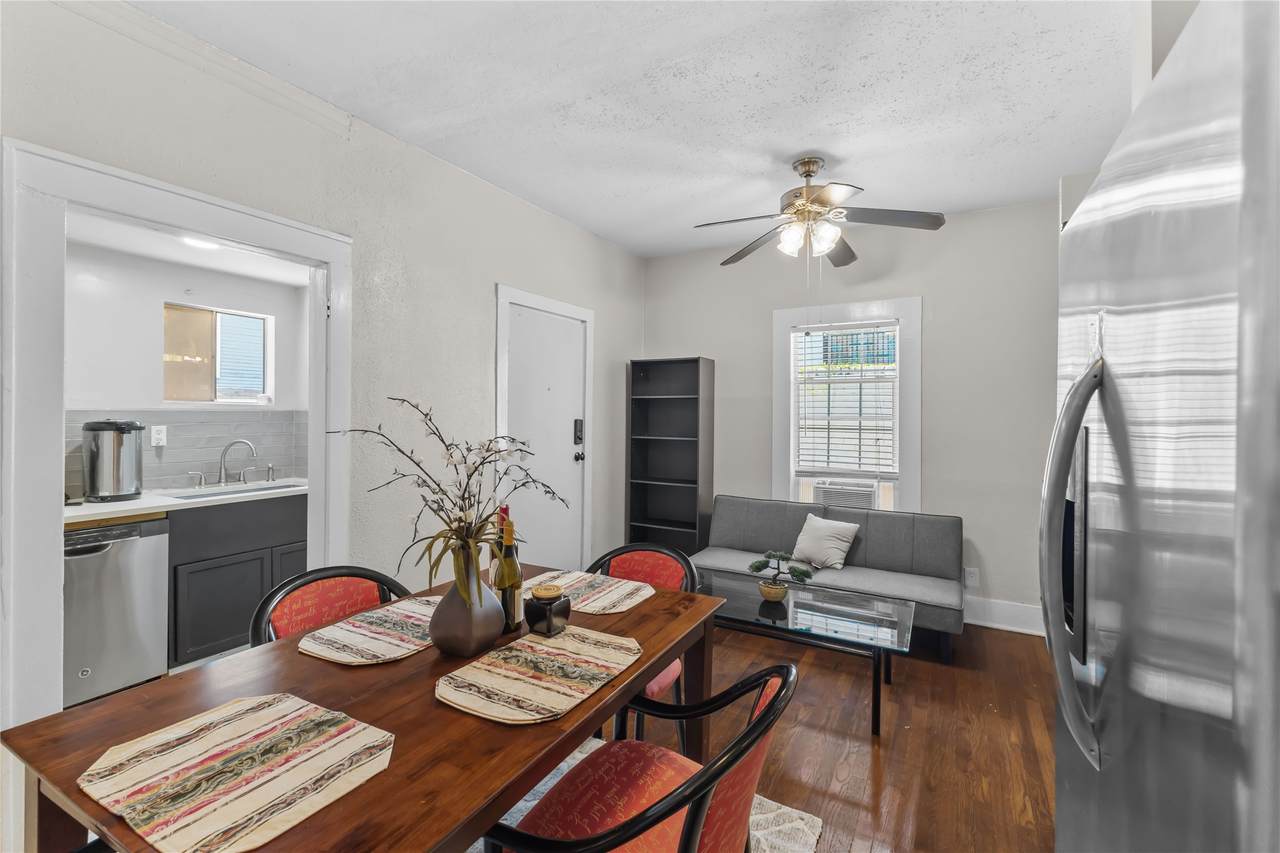 2509 Whitney Street - Photo 1