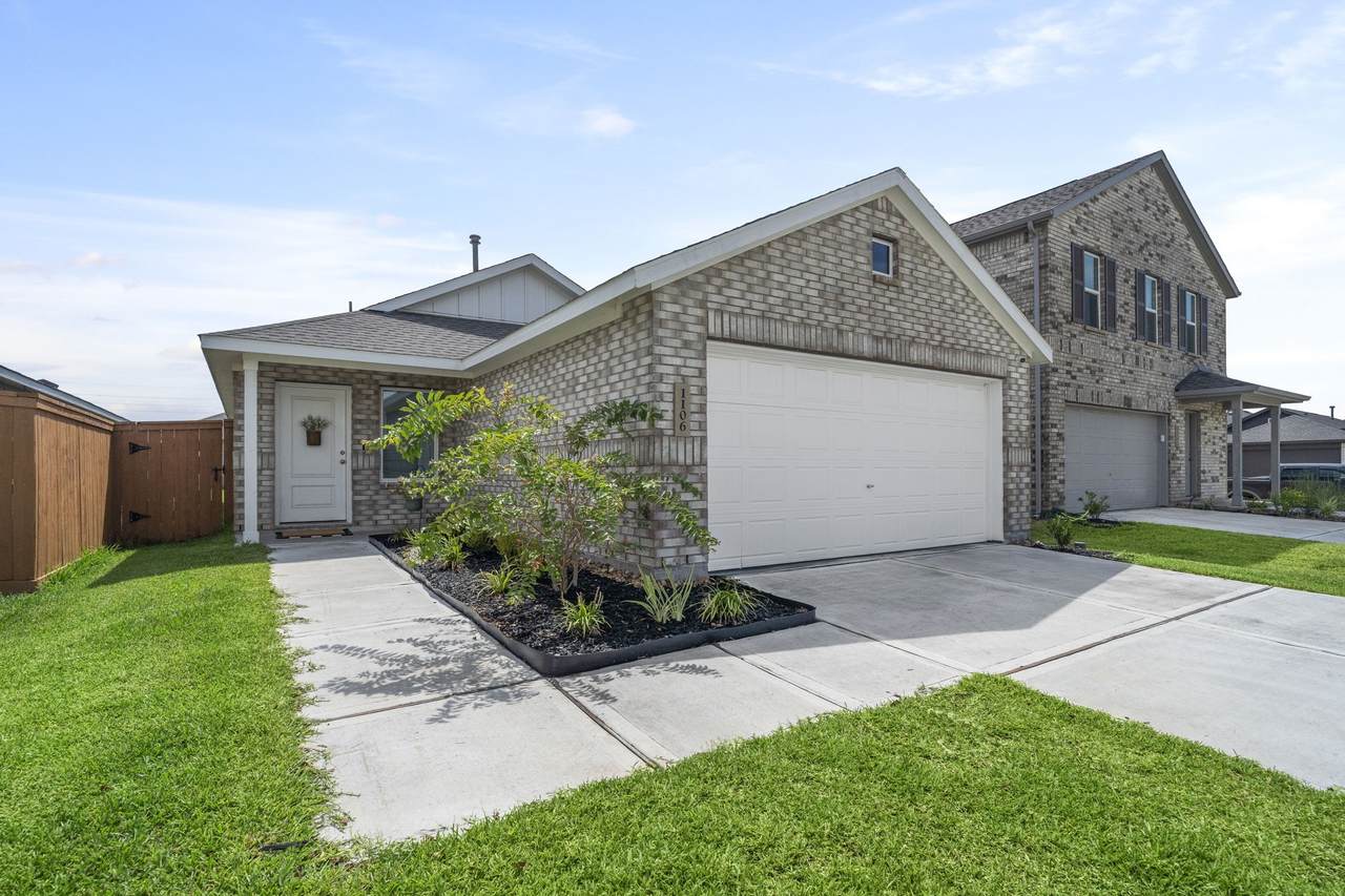 1106 Rustic Willow Drive - Photo 1