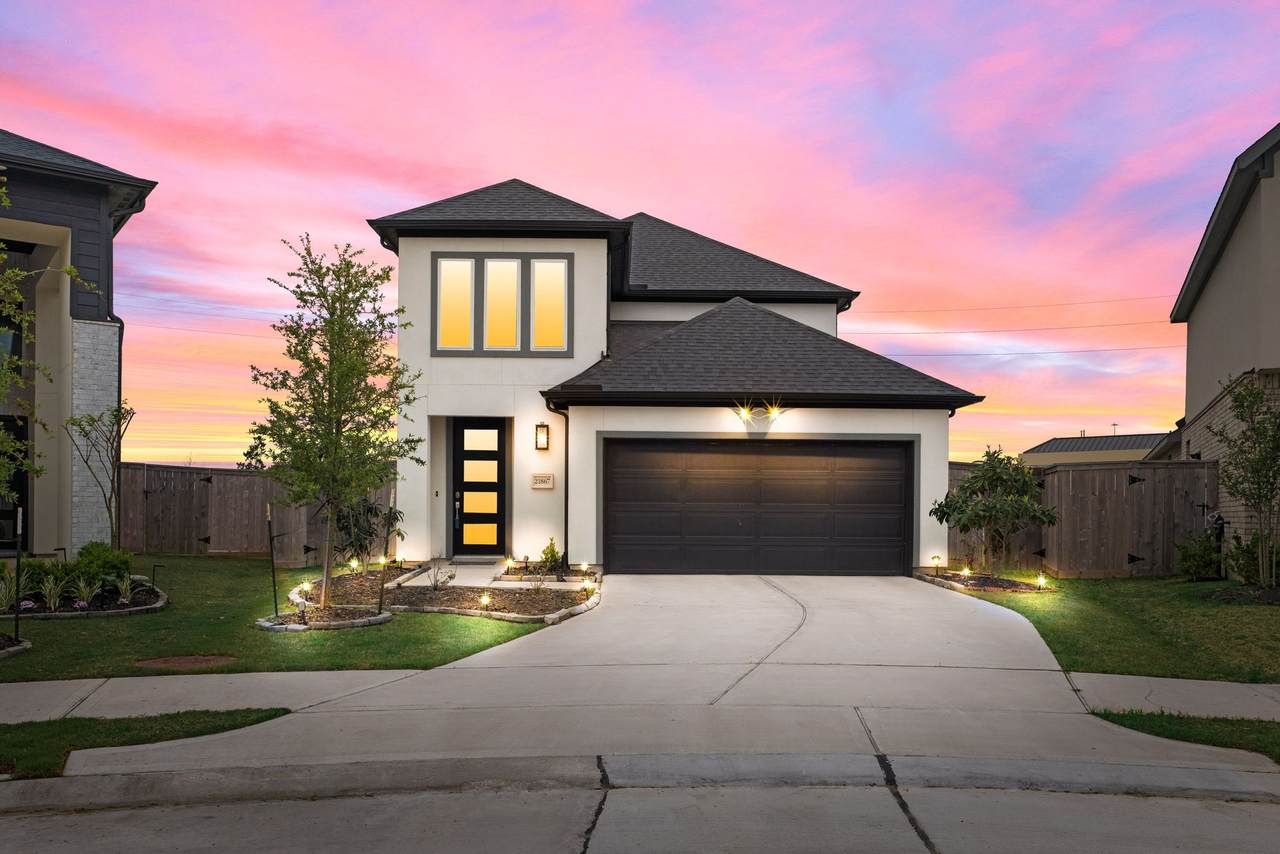 21867 Fitzroy Manor Lane - Photo 1