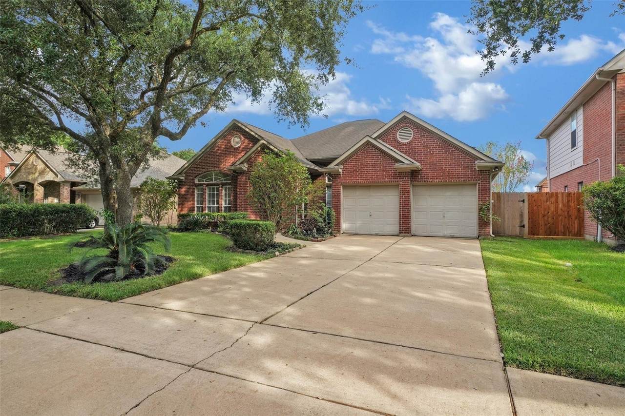 3133 Moonlit Lake Circle - Photo 1