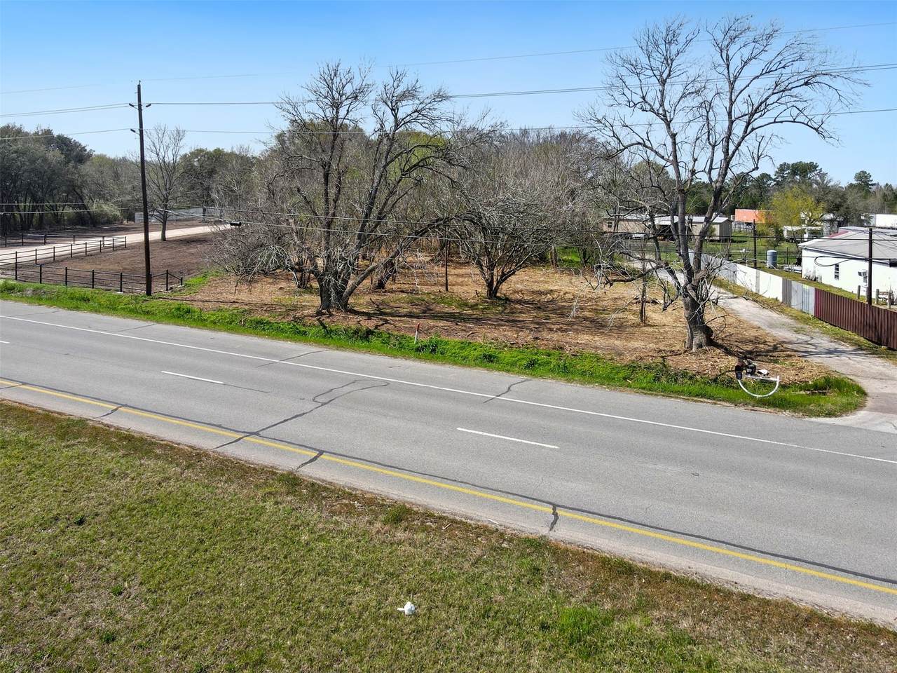 4615 Highway 90 - Photo 1