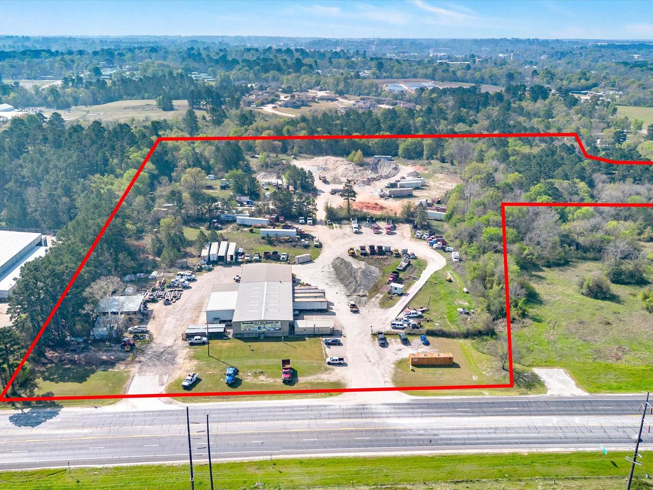 223 Fm 2821 Road - Photo 1