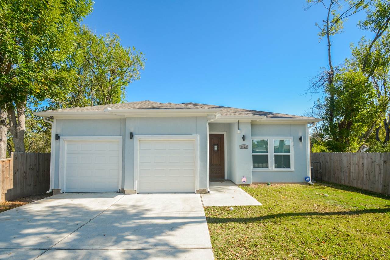 5422 Eastland Street - Photo 1