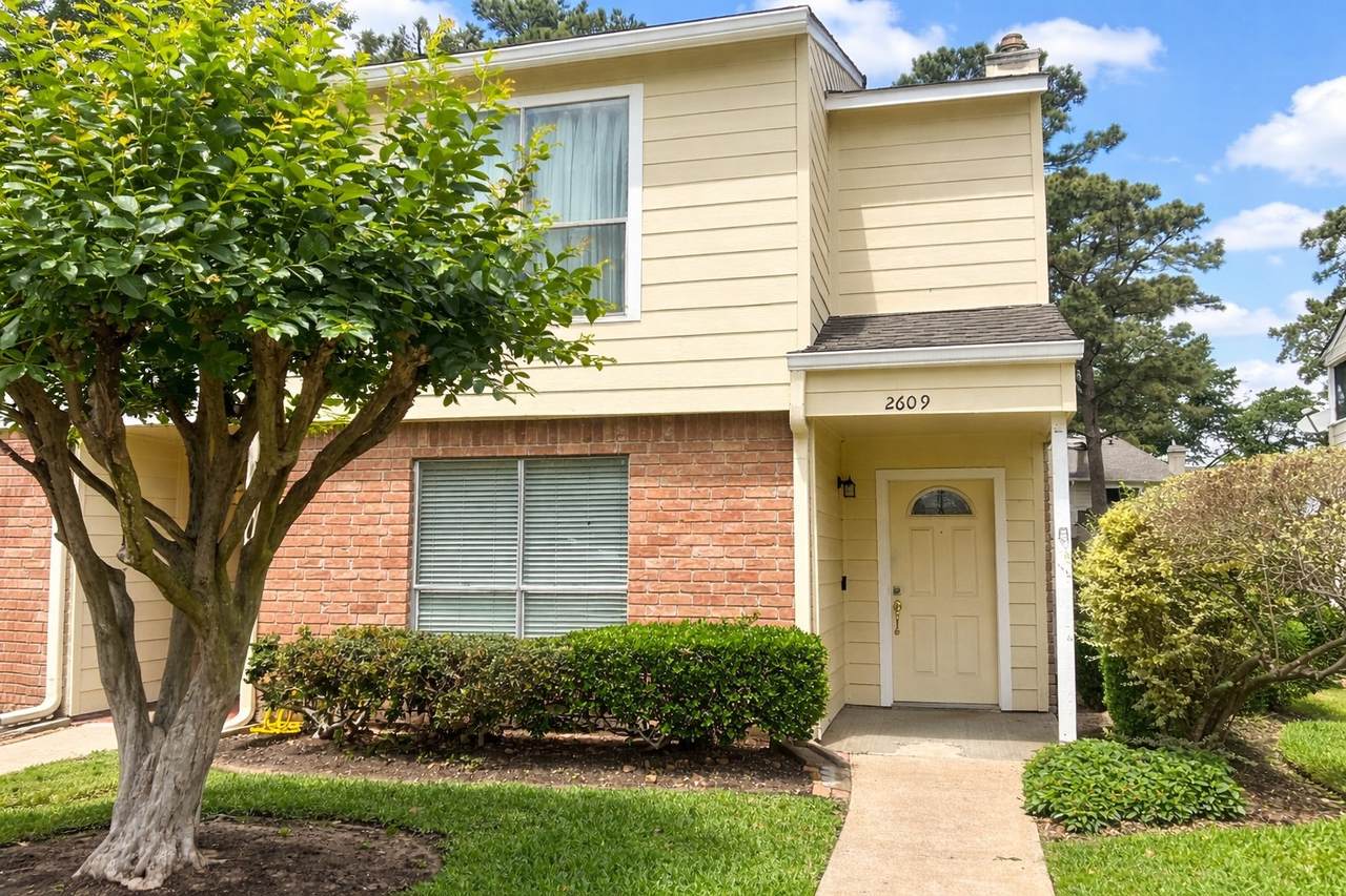 14555 Wunderlich Drive - Photo 1