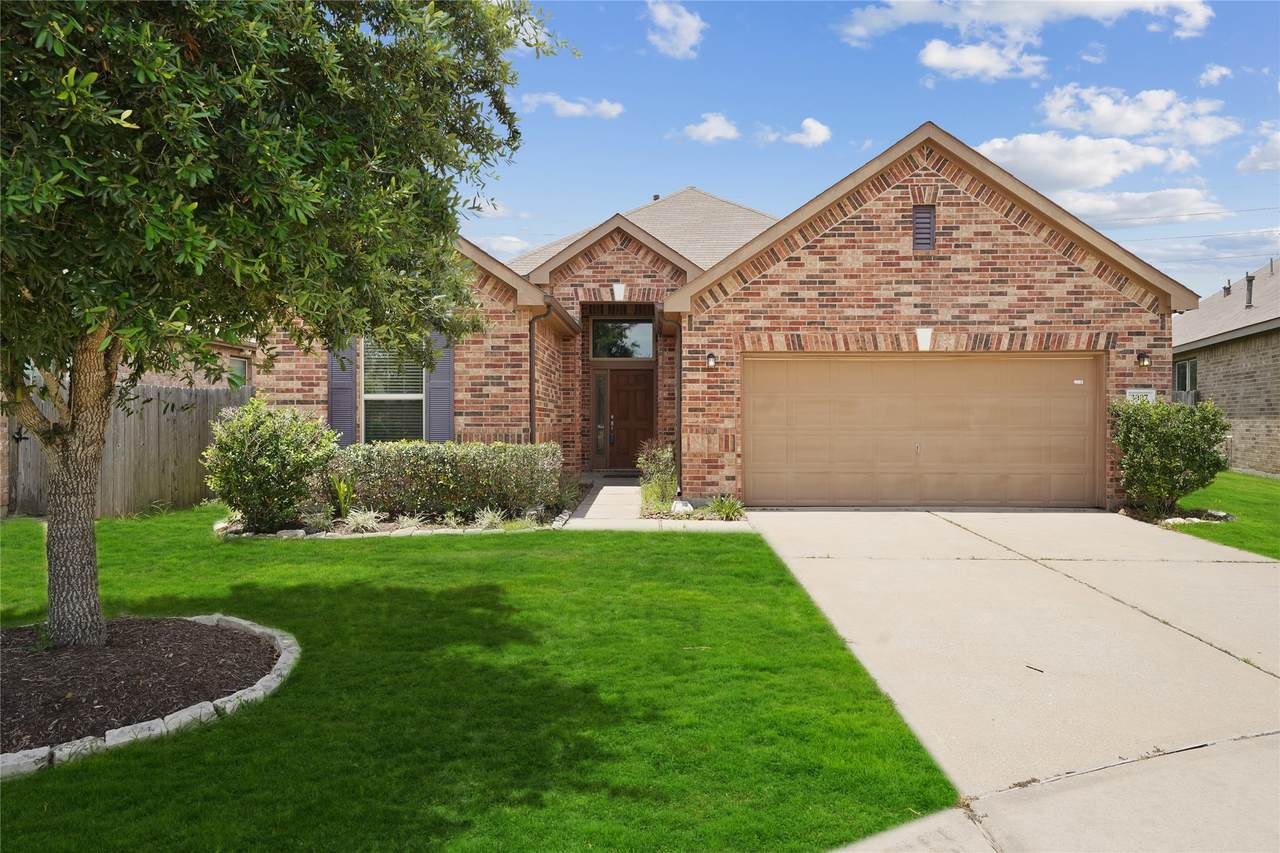 3007 Meadow Prairie Street - Photo 1