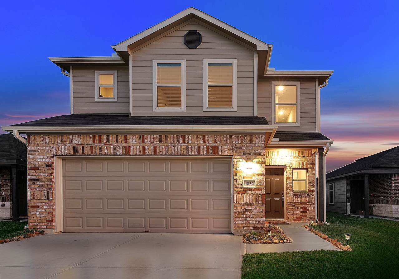 1822 Brushy Cedar Drive - Photo 1