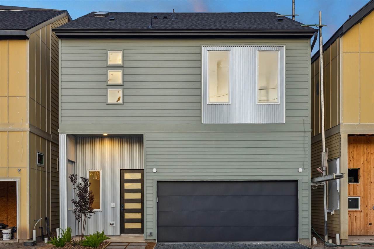 3909 Zina Way - Photo 1