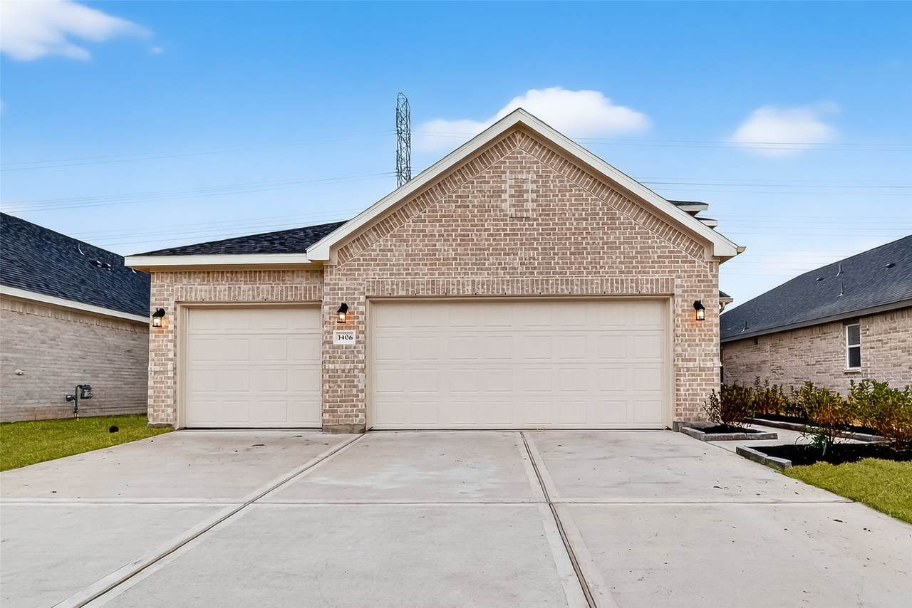2107 Spring Hollow Drive - Photo 1