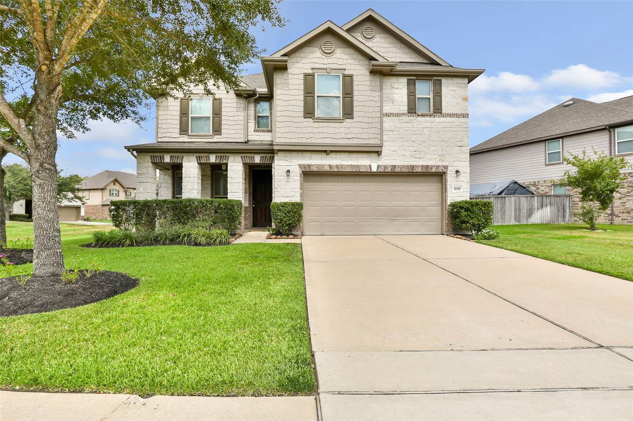 10318 Peeble Trail Court - Photo 1