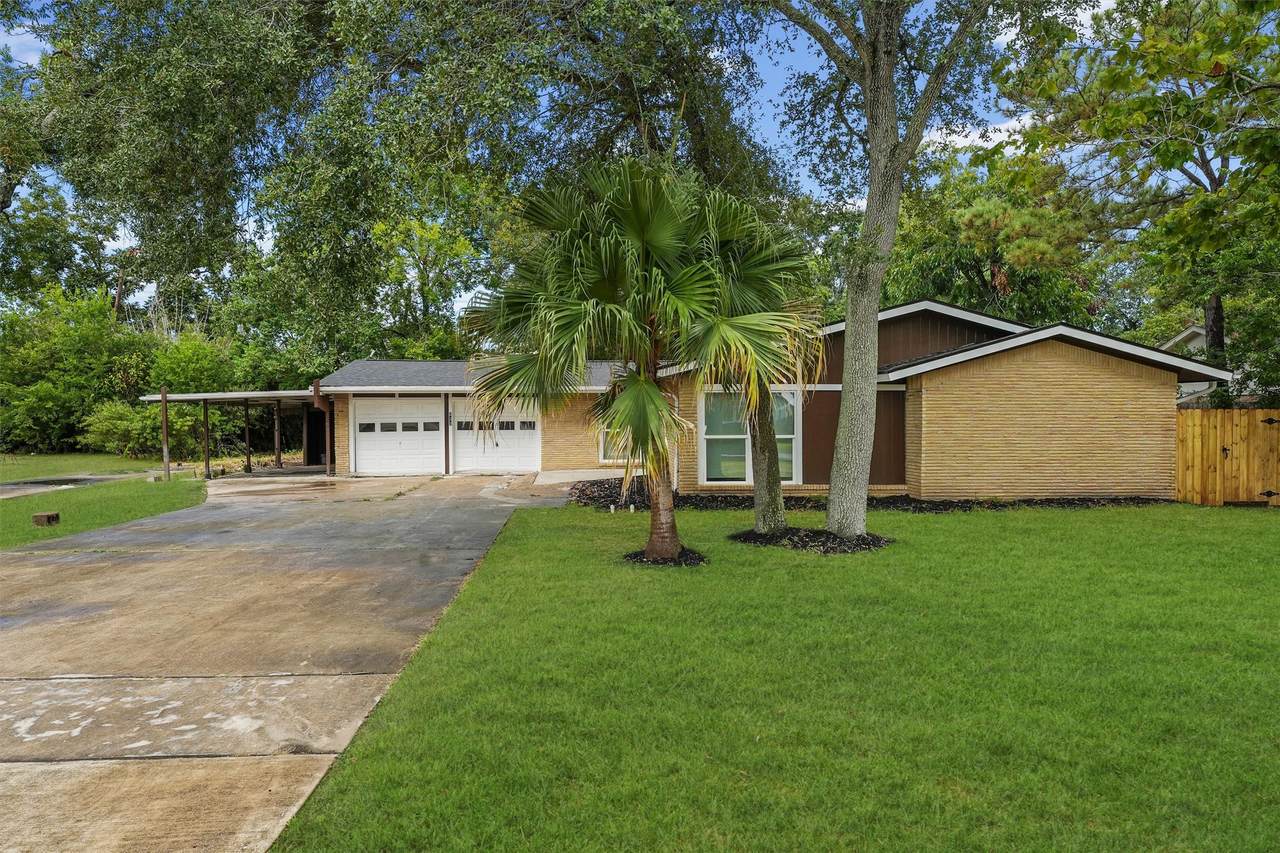 632 Meadowlawn Street - Photo 1