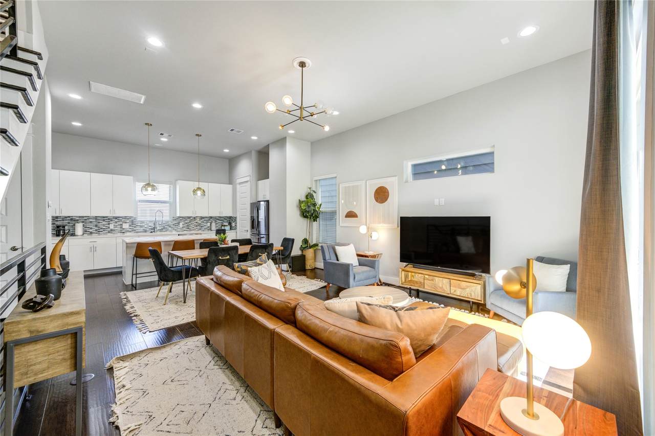 2107 Engelmohr Street - Photo 1
