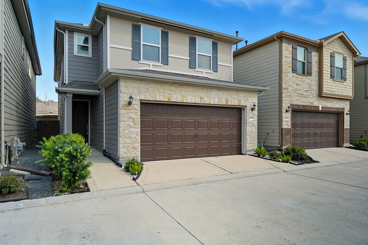 8624 Cedar Plains Lane - Photo 1