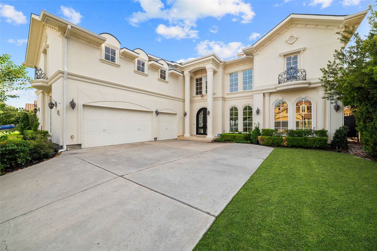 3802 Louvre Lane - Photo 1