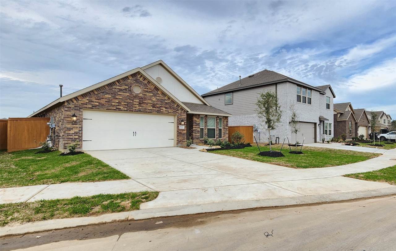 27122 Angel Creek Lane - Photo 1