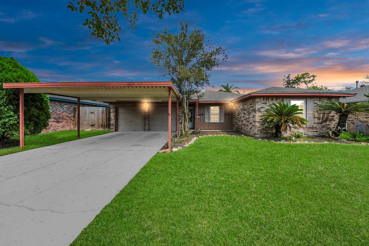 1110 Brown Lane - Photo 1