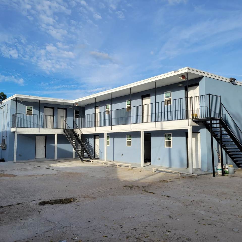 4312 Crane - Photo 1