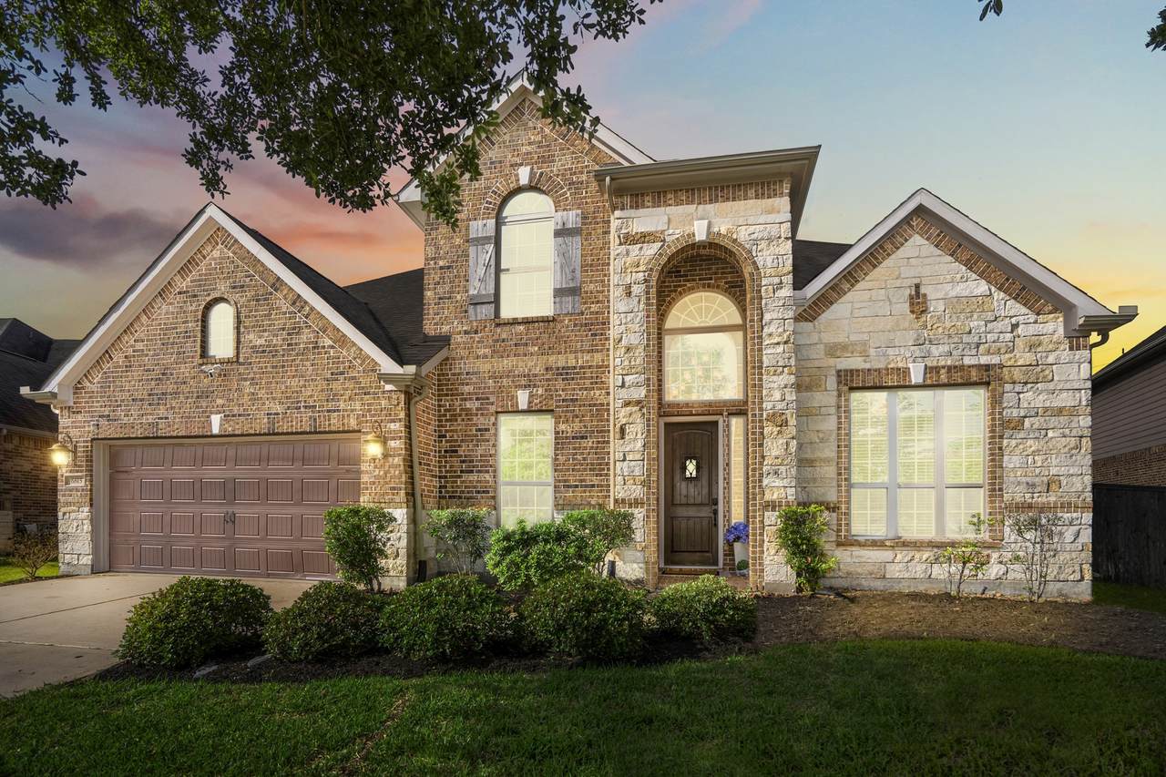 6815 Cottonwood Crest Lane - Photo 1